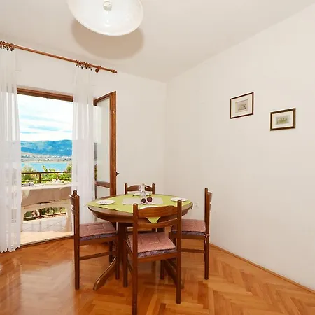 Uljevic Apartment *