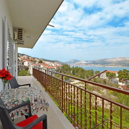 Apartment Uljevic Trogir
